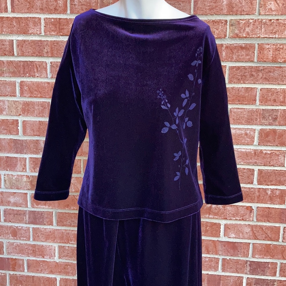 KASPER & Co Petite Deep Purple Velour 2Pc. Pantset